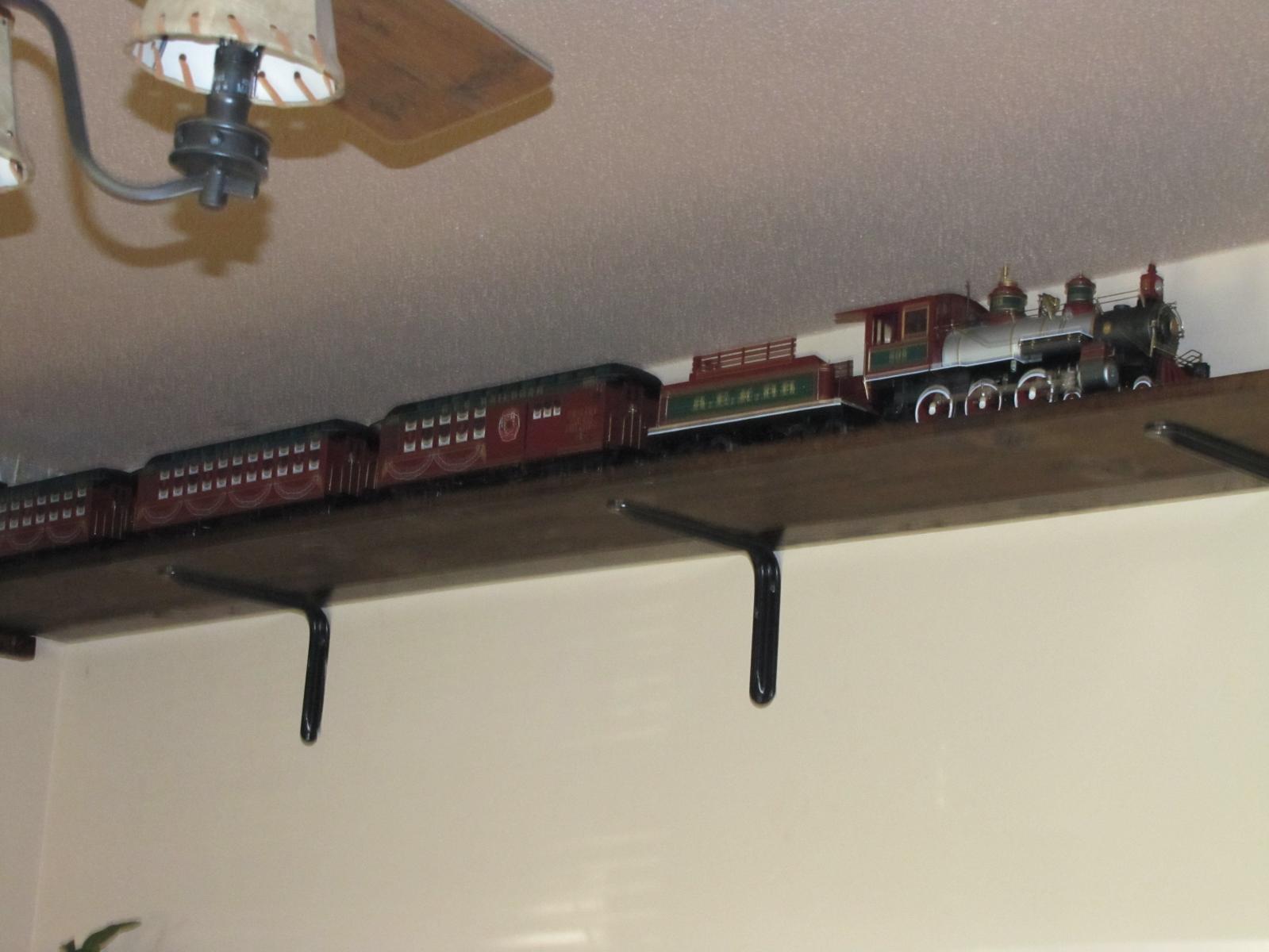 My Indoor Layout - Indoor Layouts - G Scale Train Forum.com