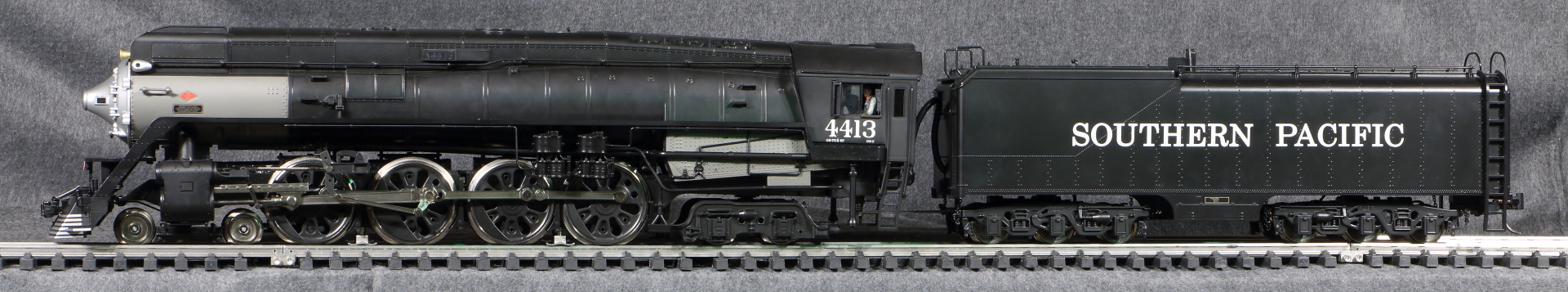 MTH - GS-2 (One Gauge) - Photos - Locomotives - G Scale Train Forum.com
