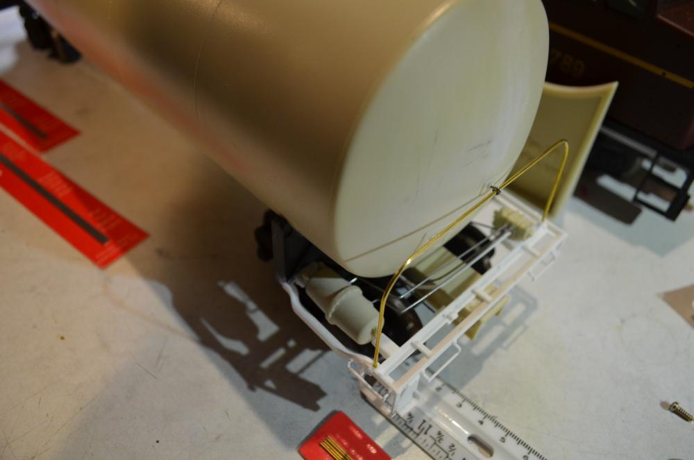 Corn Syrup tank car - Kitbashing & Model Making - G Scale Train Forum.com